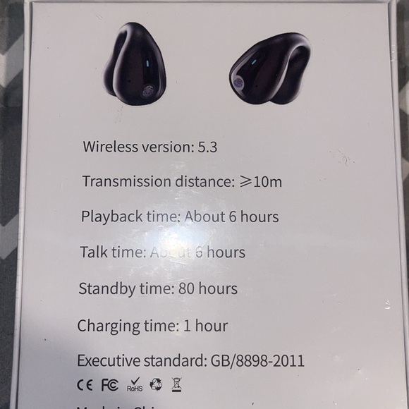 Wireless earbuds - Picture 2 of 3